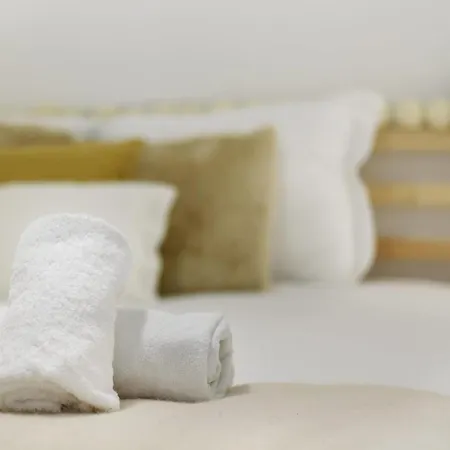 Appartamento Guestready - Minimalist Downtown *